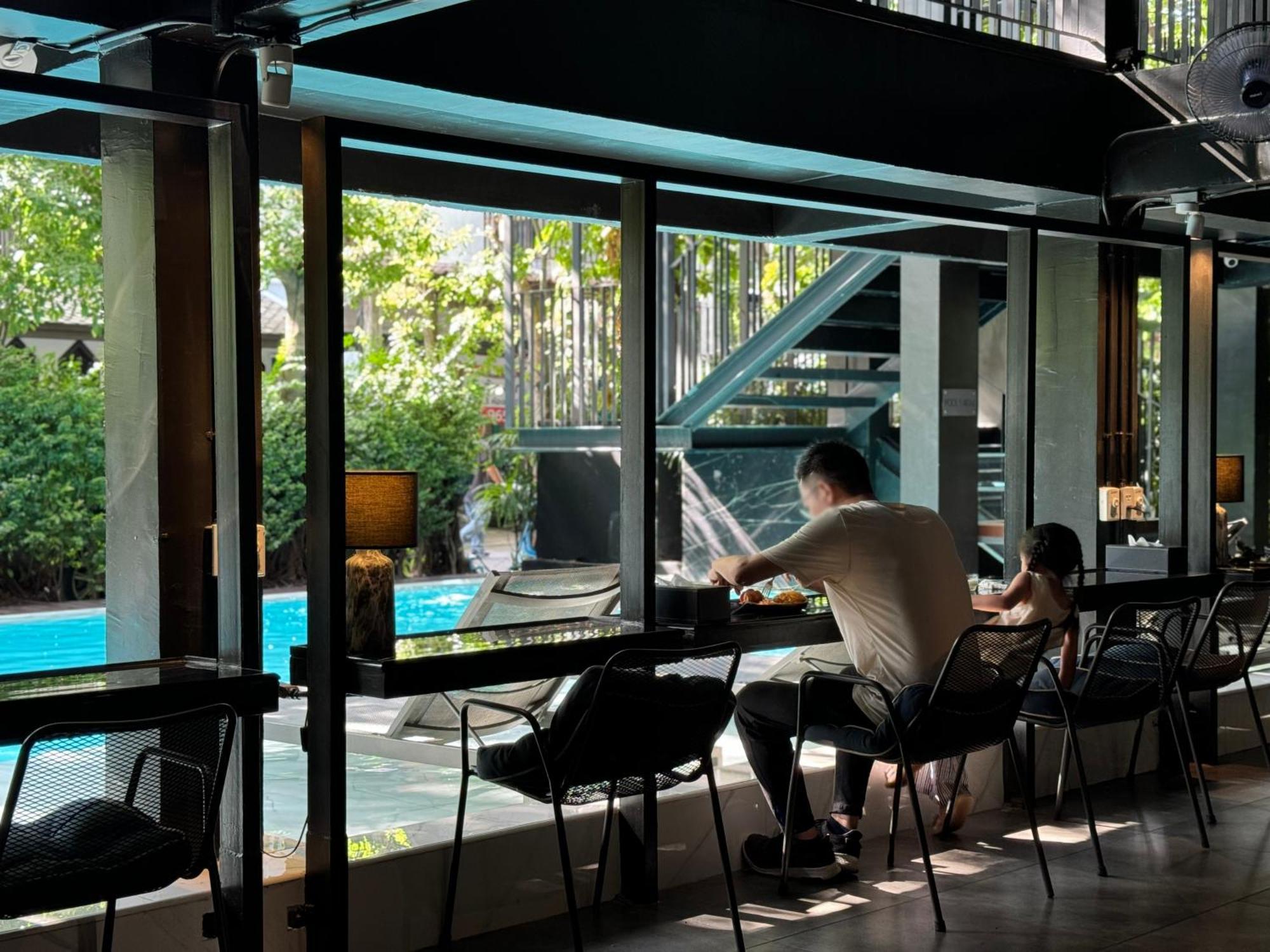 Por Santitham Otel Chiang Mai Dış mekan fotoğraf